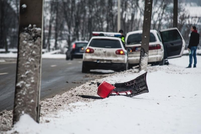 Lietuvos keliuose šiemet žuvo triskart daugiau vyrų nei moterų