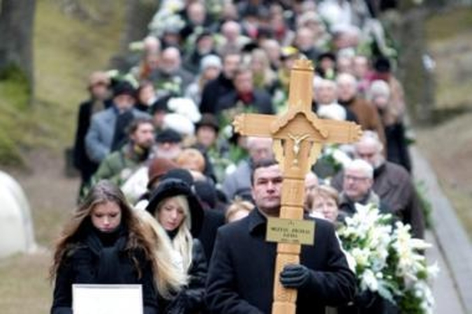Sigitas Geda palydėtas į paskutinę kelionę