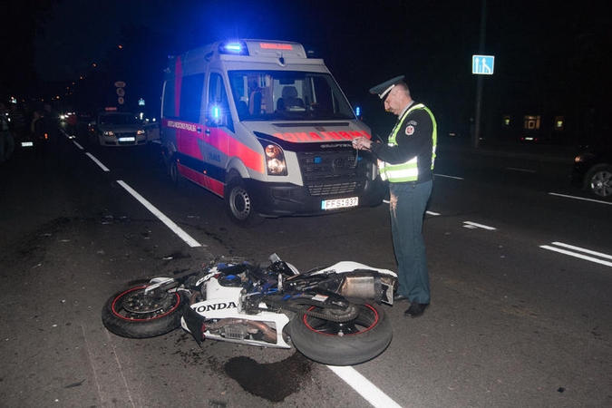 Vilniuje žuvo jaunas motociklininkas