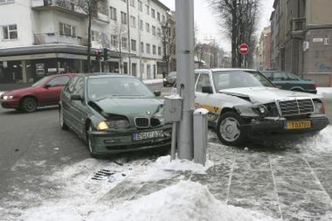 Dvi dienas iš eilės - po avariją toje pačioje vietoje
