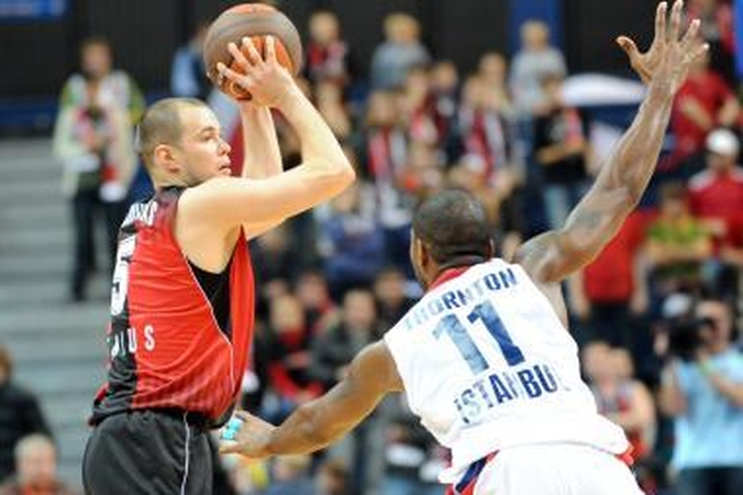 „Lietuvos rytas“ - „Efes Pilsen“: pralaimėjimas 62:77
