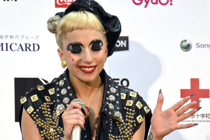 Lady Gaga prisipažino permiegojusi su nepažįstamuoju