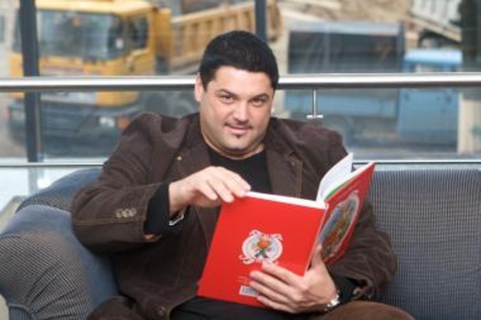 Vitalijus Cololo „Žvaigždžių duetuose“ svajoja dainuoti su žmona 