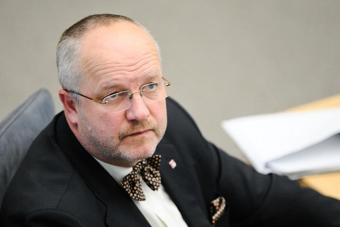 J. Olekas paskyrė du krašto apsaugos viceministrus 