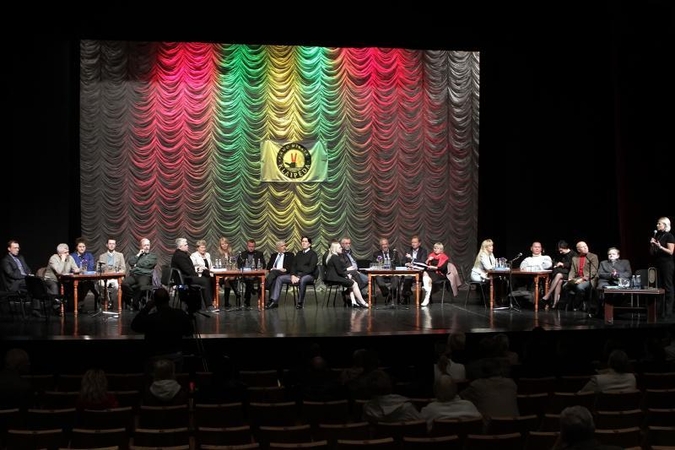 Politiniuose Klaipėdos kandidatų debatuose – skambios frazės