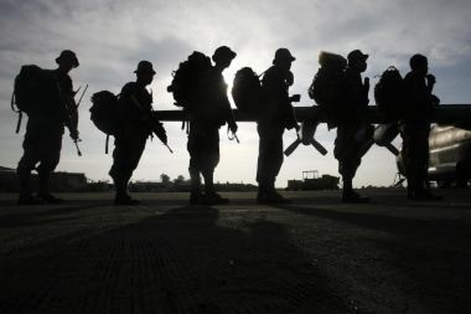 Filipinuose komunistai sukilėliai nužudė dešimt karių