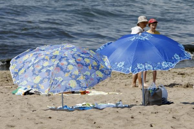 Pliaže prancūzus bandė apvogti mažamečiai