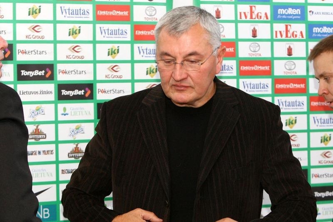 J.Kazlausko klubas – per žingsnį nuo Kinijos pirmenybių finalo