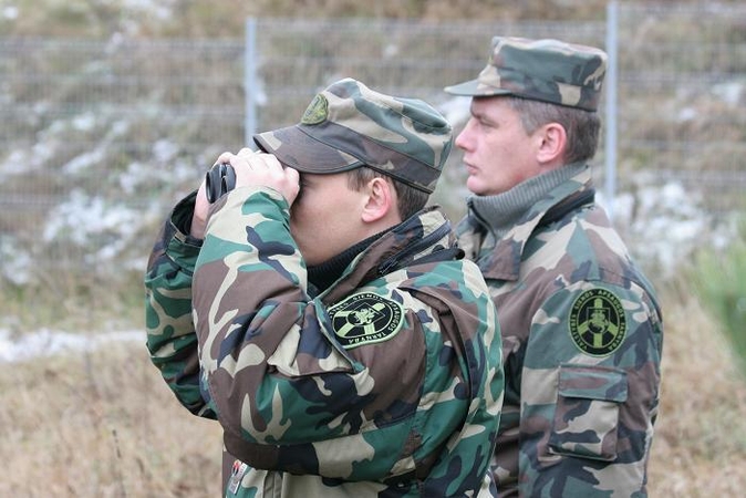 Pernai iš šalies išsiųsta dukart daugiau užsieniečių nei 2011 metais