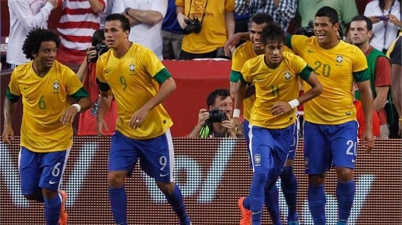 Brazilijos futbolininkai sutriuškino kinus