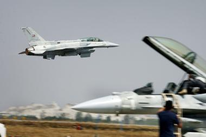 Ekspertai: NATO nesugebėtų apginti nuo agresijos Baltijos šalių