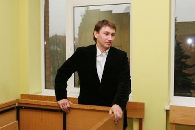 Buvęs prokuroras teisinasi pradanginęs bylas