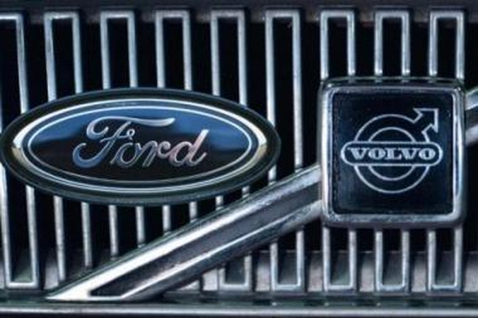 "Ford" parduos „Volvo"?