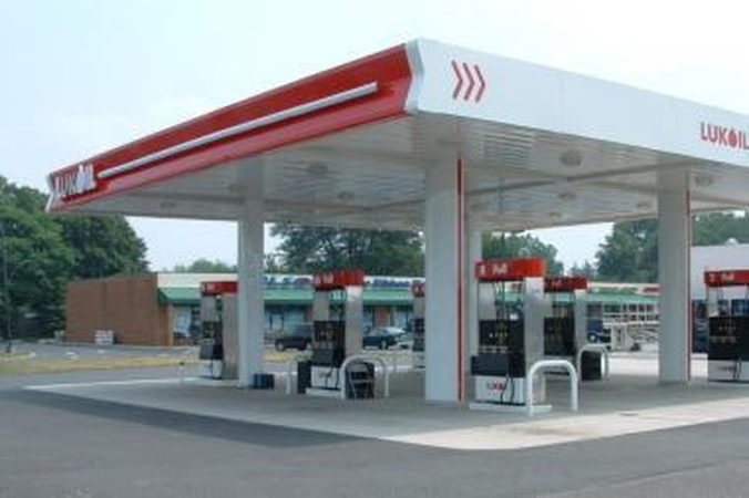 Vairuotojas įsipylė benzino ir nesumokėjęs nuvažiavo 