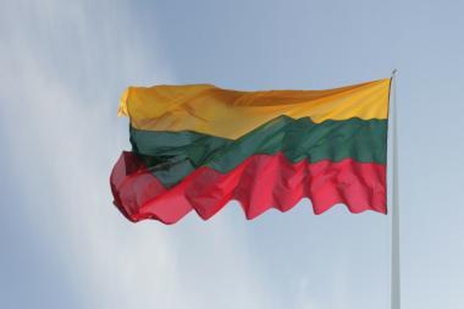 Per vėliavų pakėlimo ceremoniją Prezidentė prisiminė mirusį Just.Marcinkevičių (papildyta)