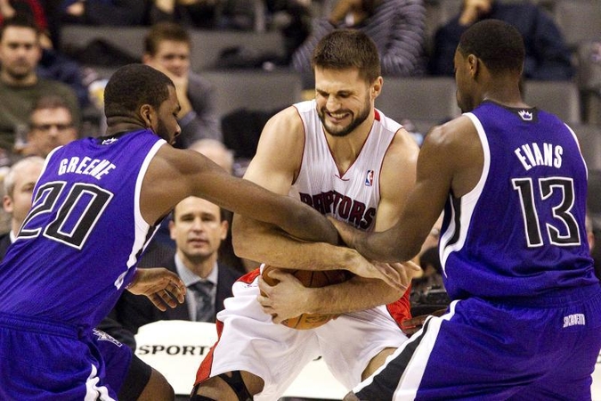 L.Kleiza grįžo į aikštelę, bet „Raptors“ pralaimėjo