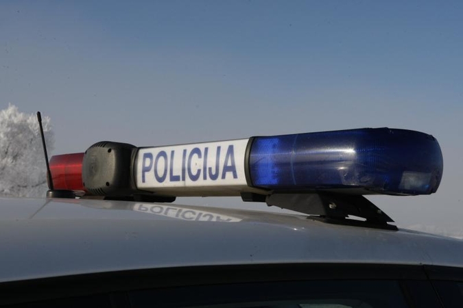 Aukštas policijos pareigūnas įsivėlė į konfliktą su žmona