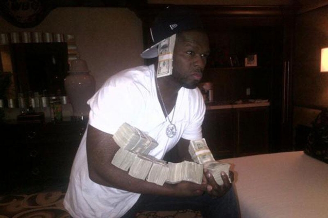 Reperis 50 Cent maudosi pinigų jūroje   