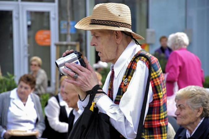 Du konservatoriai siūlo amžiaus apribojimus taikyti ir politinio pasitikėjimo tarnautojams