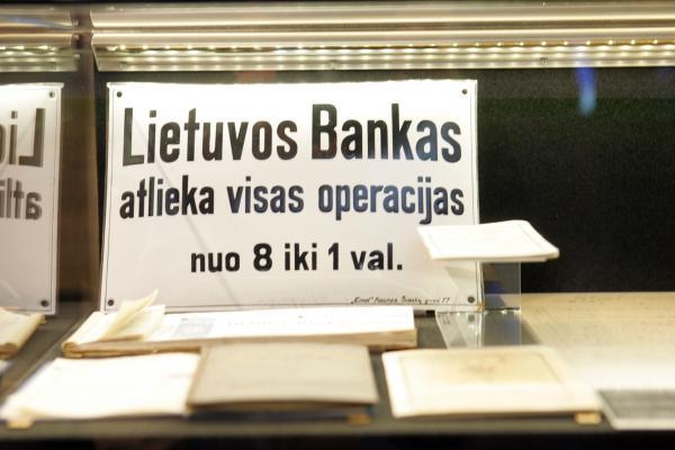 Seimas imasi pataisų dėl LB vadovų algų