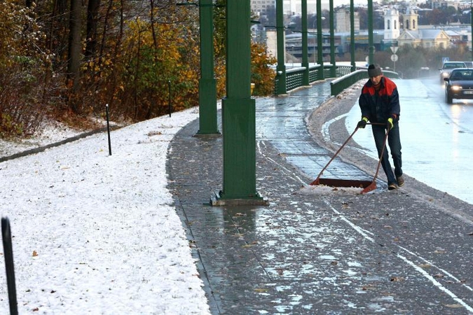 Į Lietuvą atėję žiemiški orai užsibus ilgiau