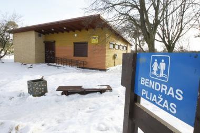 Melnragiškiai priversti praustis pas kaimynus