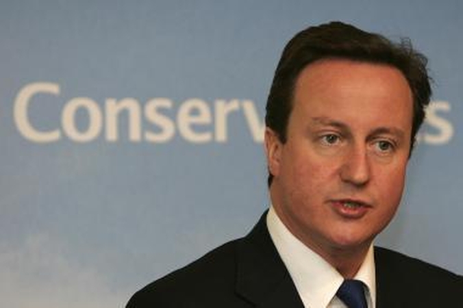 Cameronas: Iranas turi branduolinį ginklą