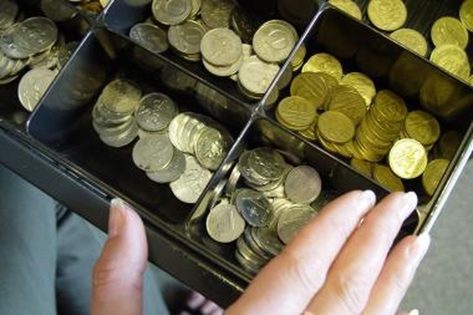Iš Garantinio fondo - 2,35 mln. litų darbuotojams