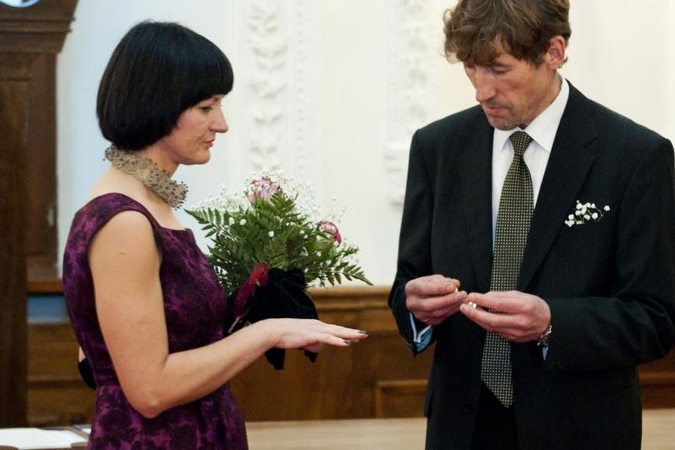 Dvarininkas ir dailininkė tuokėsi antrąkart ir apsikeitė dviem žiedais