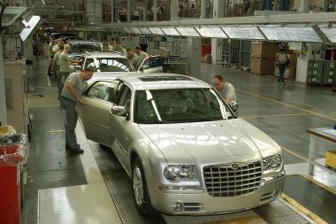 Košmaras JAV automobilių prekyboje