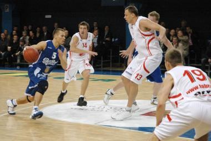 „Lietuvos rytas“ seka „Žalgirio“ pėdomis