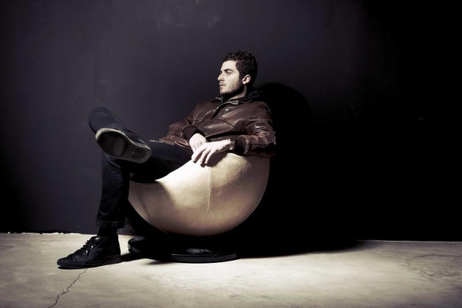 Po ilgų kvietimų į Lietuvą koncertuoti atvyksta Nicolas Jaaras