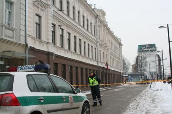 Anonimas pranešė, kad sprogs Kauno apylinkės teismas (papildyta 19.20 val.)