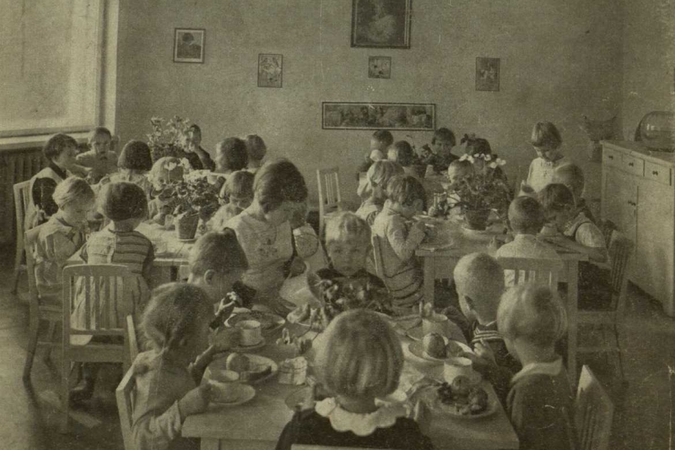 Motinystė Lietuvoje A.Smetonos laikais  