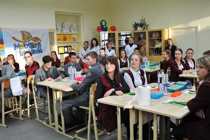 Kauno moksleiviai pirmieji Lietuvoje išbandė modernią laboratoriją