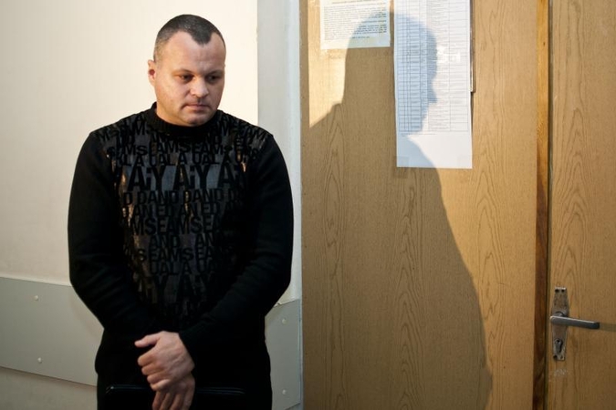 Kyšius ėmęs policininkas teisme atsipirko bauda