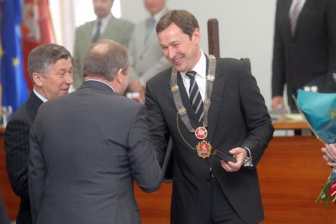 Etikos sargai svarstys Vilniaus vadovų interesus