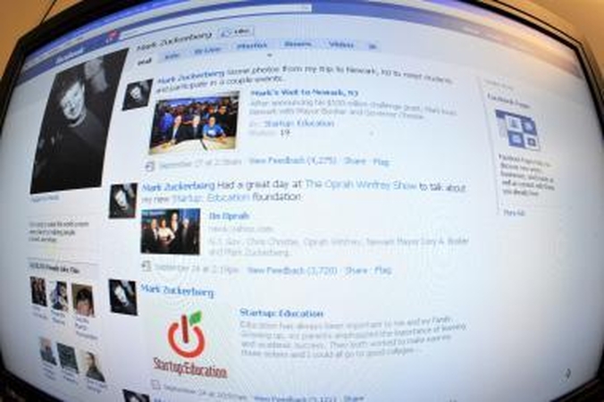 „Facebook“ dalins vartotojų informaciją