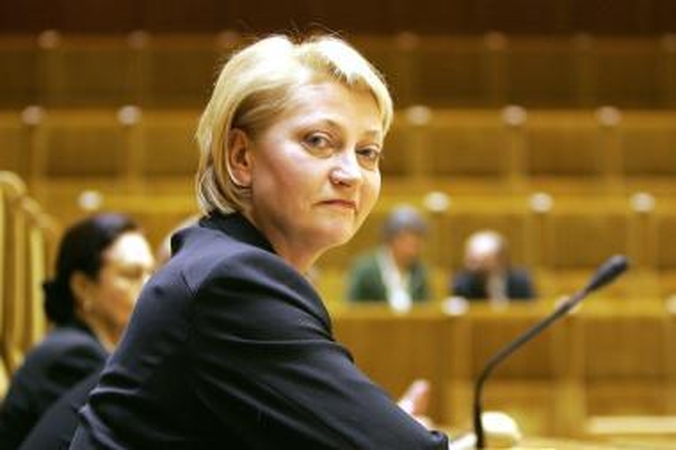 Profsąjungoms priekaištaujama dėl netikslingai naudojamų biudžeto lėšų
