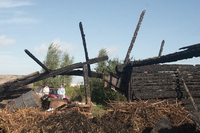 Žmogaus gyvybę nusinešęs gaisras – tyčinis padegimas