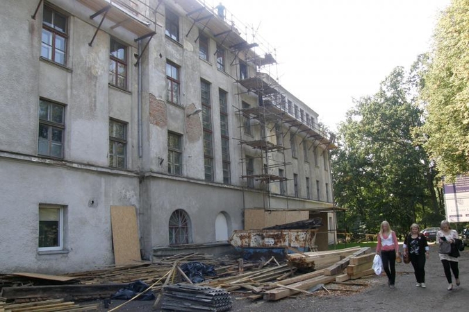 Klaipėdos valstybinės kolegijos renovacija paplonins gyventojų kišenes