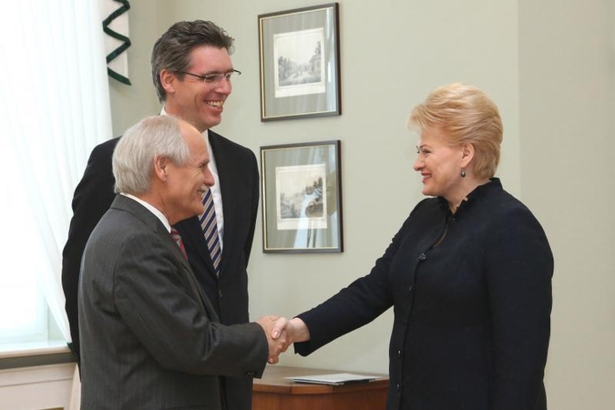 D.Grybauskaitei – prestižinis Karolio Didžiojo apdovanojimas