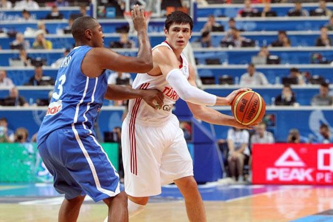 E.Ilyasova: kovojome iki pabaigos, bet vėl pralaimėjome