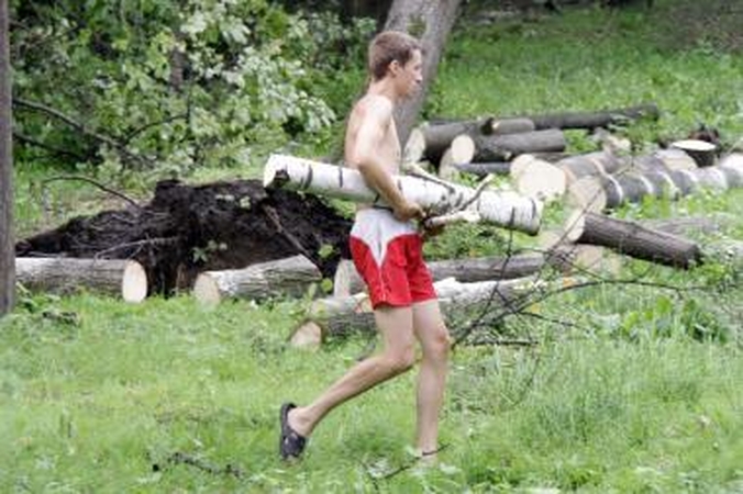Kaunas pamažu keliasi po škvalo nokdauno (papildyta)