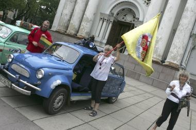 Senieji „zapukai“ okupavo Soborą