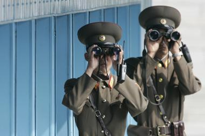 Šiaurės Korėja žada „fizinį atsaką“ į JAV veiksmus