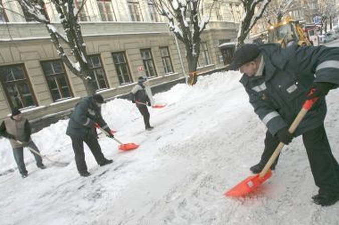 Dėl sniego - nemokamas automobilių statymas