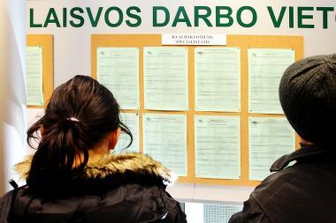 Laisvų darbo vietų 2010 m.pabaigoje buvo 1,5 karto daugiau