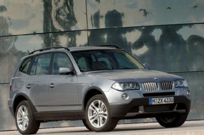 BMW atšaukia 200 tūkst. automobilių