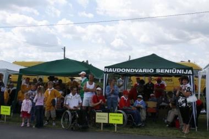 Lapėse rengiama neįgaliųjų sporto šventė